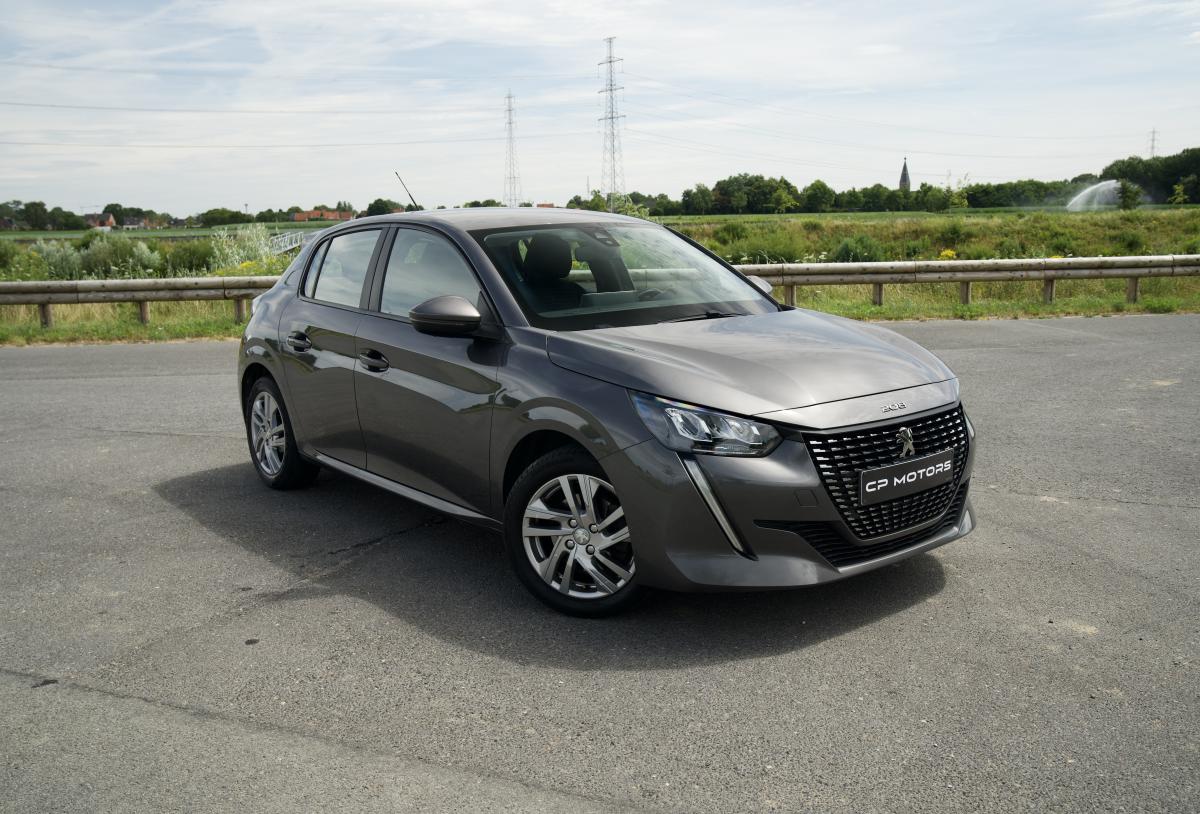 PEUGEOT 208