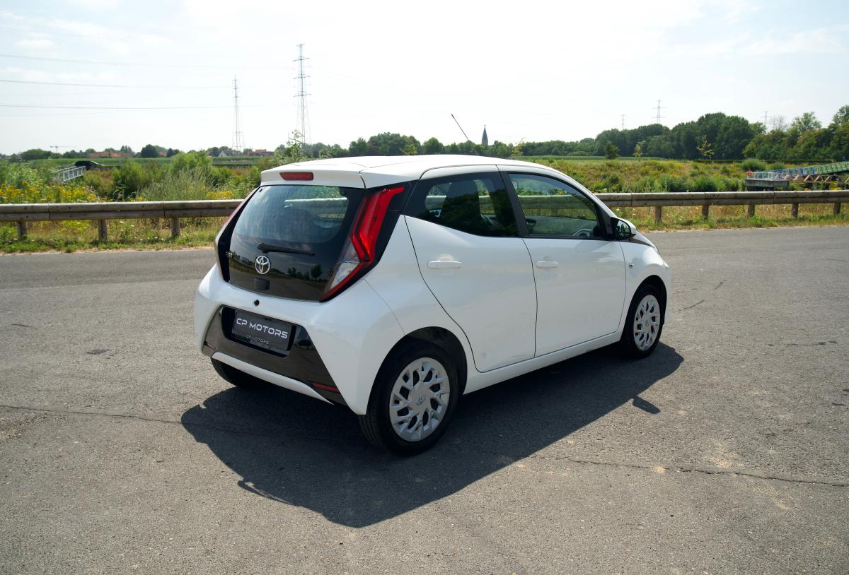 TOYOTA AYGO